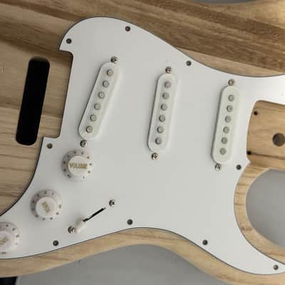 Monte's Guitar  Custom Build Stratocaster Pickguard White Fully Loaded and Wired d image 2