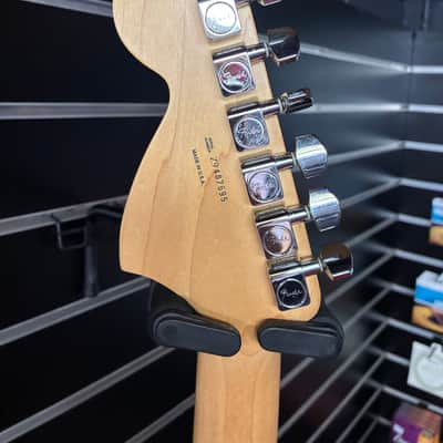 Fender American Special 2009 - Candy Apple Red image 6