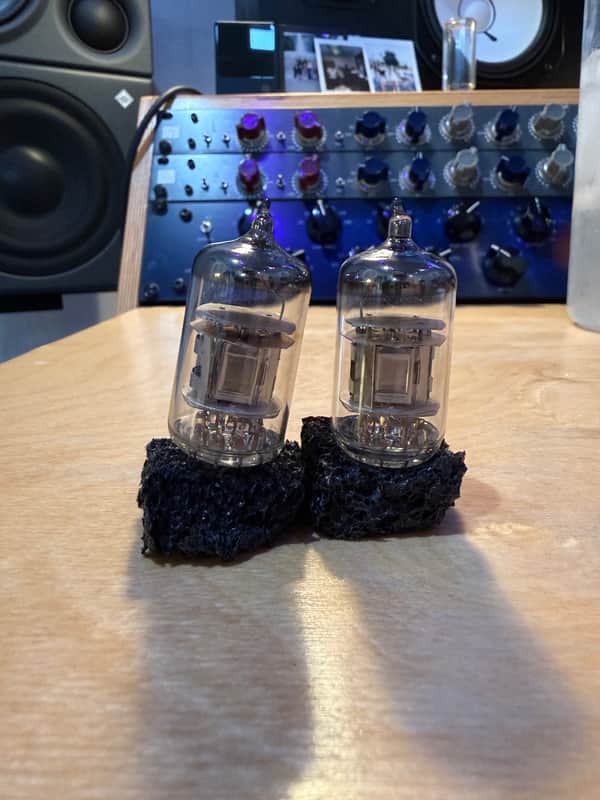 1980s Siemens 12AT7 Matched Preamp Tube Pair NOS image 1