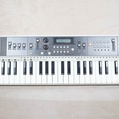 Casio MT-70 49-Key Synthesizer 1982 White / Black w/ Power Supply, Case image 7