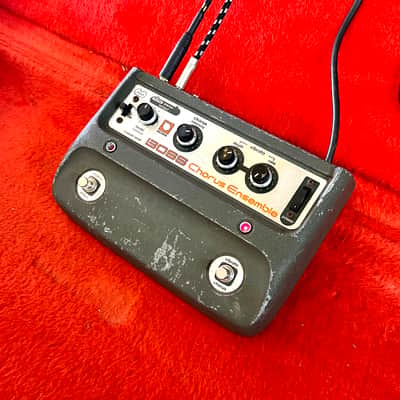 Roland Boss CE-1 Stereo Chorus Ensemble Vibrato 1970’s - MIJ original vintage analog image 3