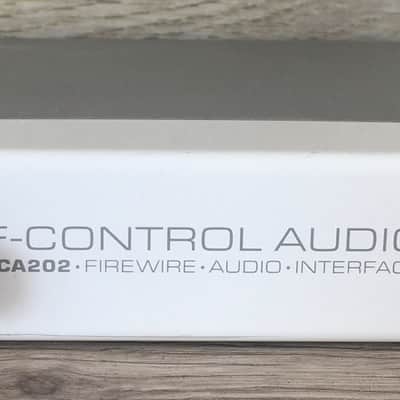 Behringer FCA202 F-Control image 1