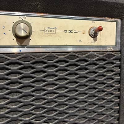 Silvertone Model 1420 5XL 5-Watt 1x8 Guitar Combo 1969- Black image 6