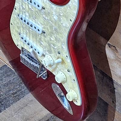 1997 Fender American Roadhouse Stratocaster W/OHSC and Candy image 5