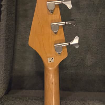 Peavey 4 string bass guitar Fury II image 6