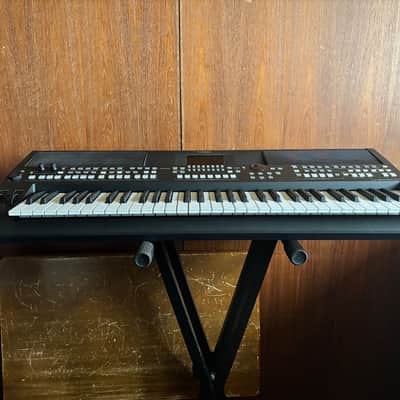 Yamaha PSR-SX600 Digital Workstation With 61 Keys w/ box image 6