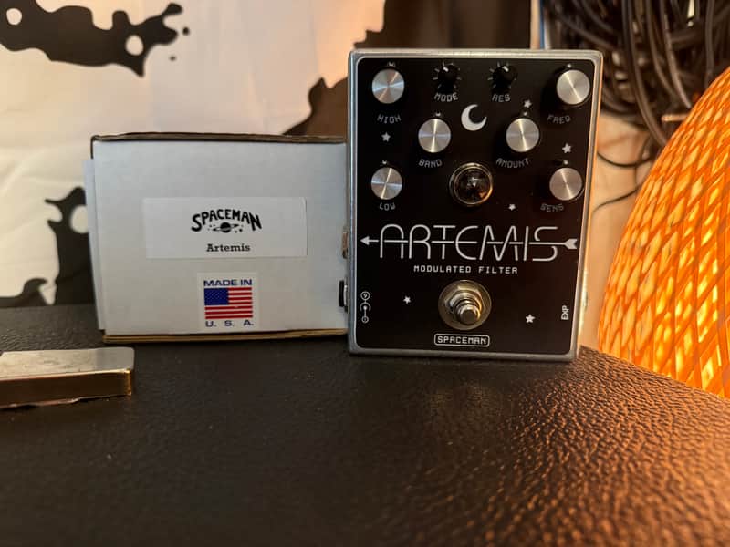 Spaceman Artemis Modulated Filter | Reverb