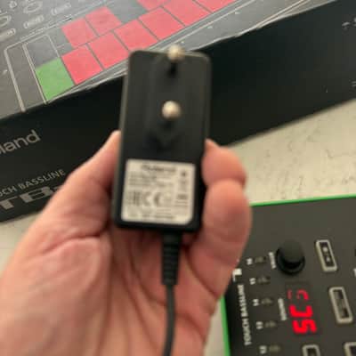 Roland TB-3 AIRA Touch Bassline Synthesizer 2014 - Present - Black image 11
