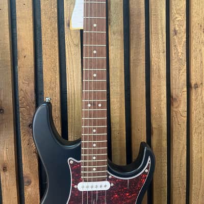 Cort G110 Double Cut Away HSS 2024-2025 - Flat black open pore finish image 3