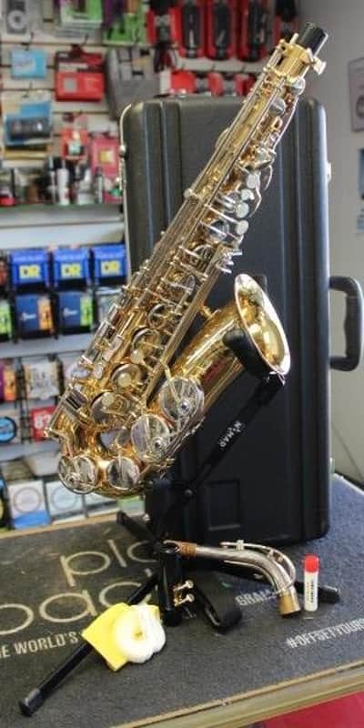 Jupiter CES 760 Alto Sax Outfit Pre-owned image 1