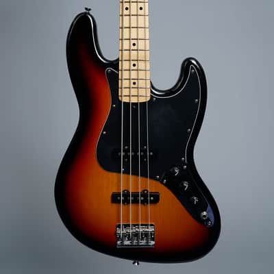 Fender American Standard Jazz Bass 2008 - Three Tone Sunburst image 1