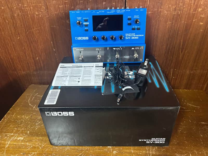 BOSS SY-300 Guitar Synthesizer w/ box, power supply image 1