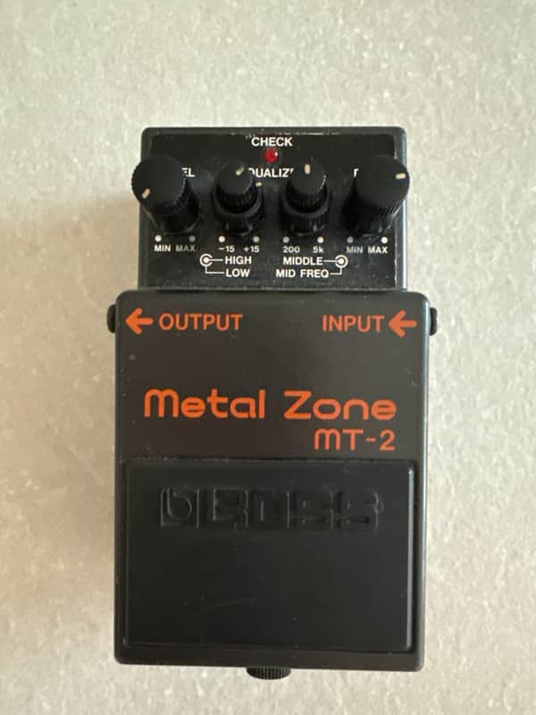 Boss MT-2 Metal Zone (Silver Label) 1991 - Present - Black image 1
