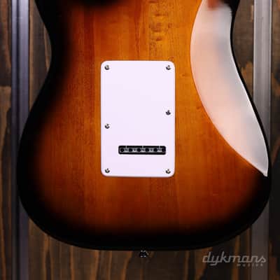 Squier Sonic Stratocaster 2-Color Sunburst image 7