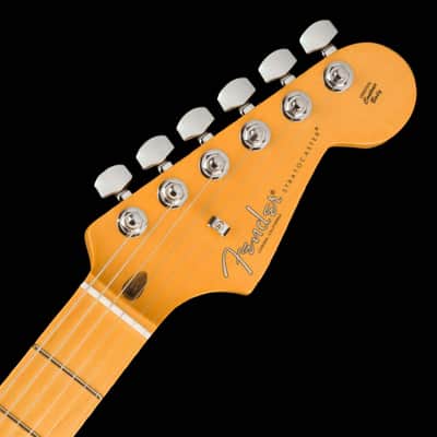 Fender American Professional II Stratocaster Maple Board Mystic Surf Green US210099813-US210100502 image 6