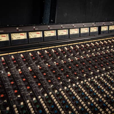 Soundcraft 24 Channel Mixing Desk SISTERS OF MERCY SHED SEVEN 1980s - Black image 6