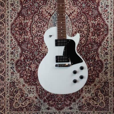 Gibson Les Paul Special Tribute 2019 - Worn White Satin image 1