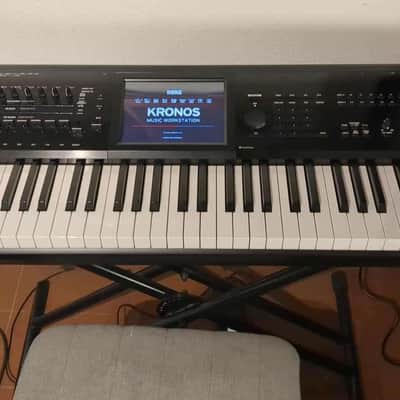 Korg KRONOS 2 73-Key Digital Synthesizer Workstation 2014 - Present - Black/Wood