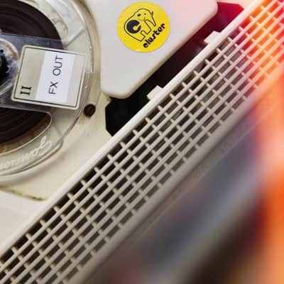 Geloso G-257 "Ultra Ítalo" Mod – 3-in-1 Boutique Tube Amp, Preamp & FX (12AX7/6AQ5) - 25th Anniversary Edition 60 - Plastico image 2