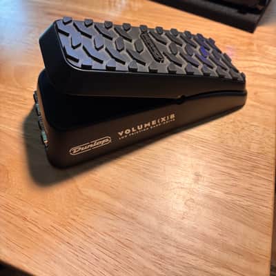 Dunlop DVP5 Volume (X) 8 Pedal 2021 - Present - Black image 2
