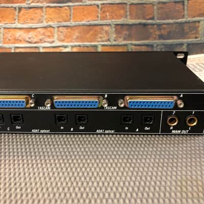 MOTU 2408 Hard Disk Recording System/optical cables(Windows/Mac manual) image 10