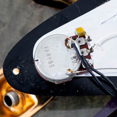 1990 Fender Pro Feel Stratocaster STR-680 SSH Blueberry Sunburst w/ Floyd Rose, Japan MIJ Fujigen image 20