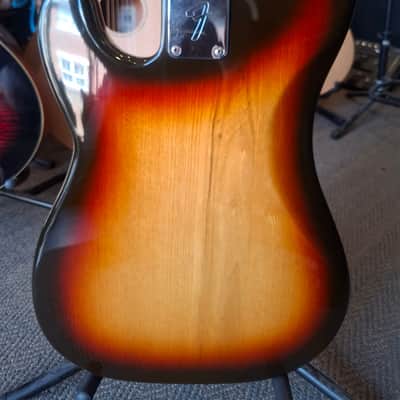 Fender Precision Bass with Rosewood Fretboard 1970 - 1983 - Sunburst image 6