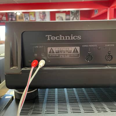Technics SL-P1200 CD Player TESTED WORKS AND SOUNDS GREAT NO REMOTE image 9