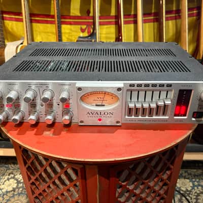Avalon VT-747SP Stereo Compressor & EQ image 2
