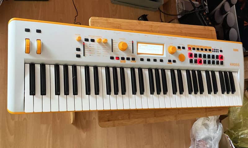 Korg KROSS 2-61 White Limited Edition Workstation Synthesizer – Excellent Condition image 1
