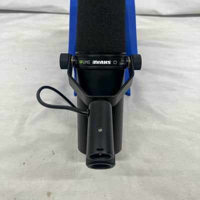 Shure SM7dB Active Cardioid Dynamic Microphone with Built-In Preamp image 2