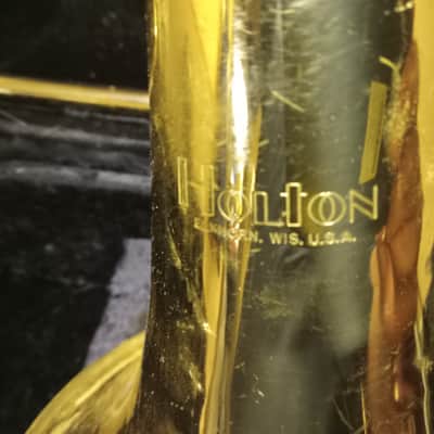 Holton Collegiate Slide Trombone serial 488628 - Lacquer image 3