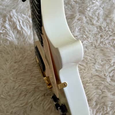 Gibson Les Paul Studio Alpine White Electric Guitar image 19