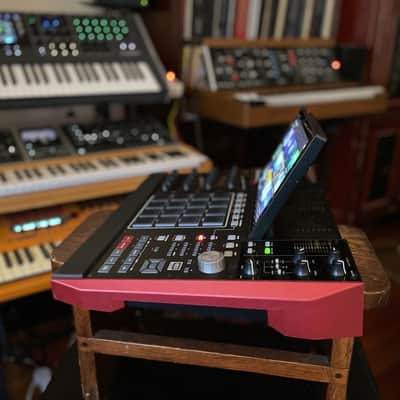Akai MPC X Standalone Sampler / Sequencer 2017 - Present - Black image 6