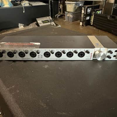Zoom TAC-8 Thunderbolt Audio Interface 2010s - Silver image 1