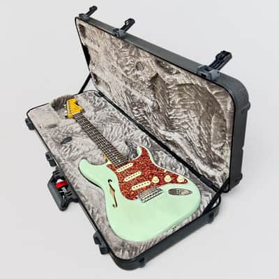 Fender American Professional II Stratocaster Thinline Limited-Edition Electric Guitar 2024 - Transparent Surf Green image 10