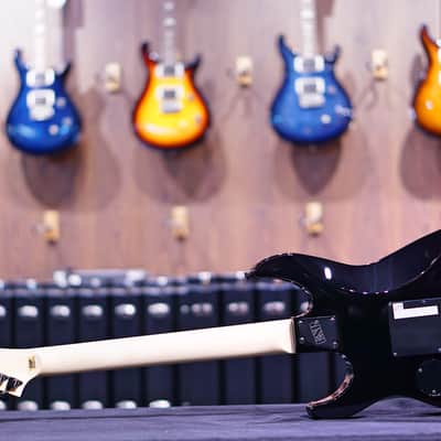 ESP George Lynch Signature 2022 skulls & Snake image 4