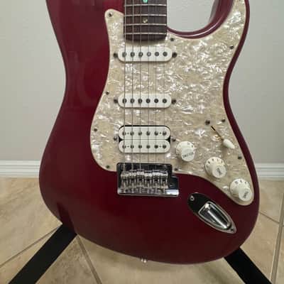 Fender American Deluxe Fat Stratocaster HSS with Rosewood Fretboard 1999 - 2001 - Crimson Transparent image 2