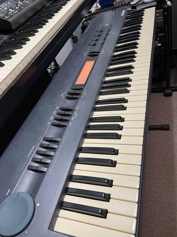 Alesis QuadraSynth 1993