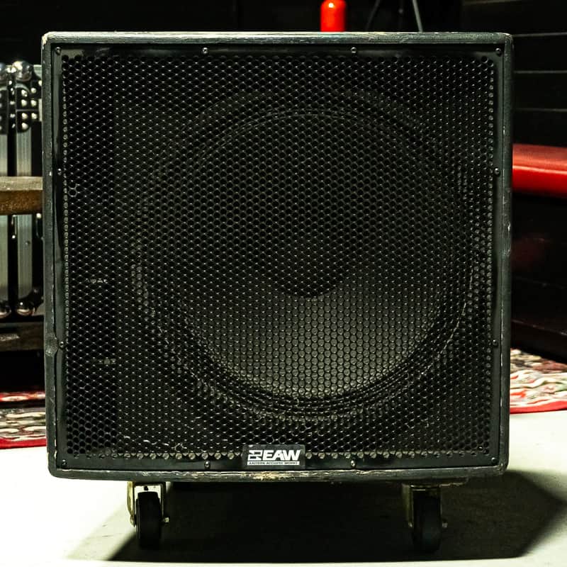 EAW LA118z