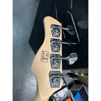 Marcus Miller V7 2023 - Sunburst image 6
