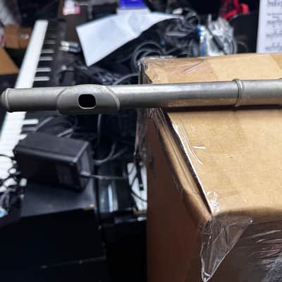 Bundy Flute Made By Selmer In Indiana / 54565 - Student Model image 2
