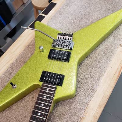 ESP Random Star Mid 80s - Custom Alien Bile Metal Flake image 2