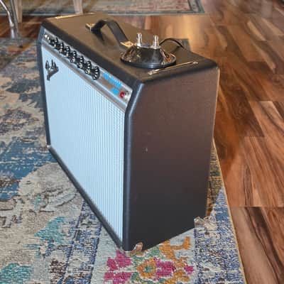 Used Fender '68 Custom Pro Reverb - Silverface - 40watt - 1x12 - Combo Tube Amp - w/Cover image 6