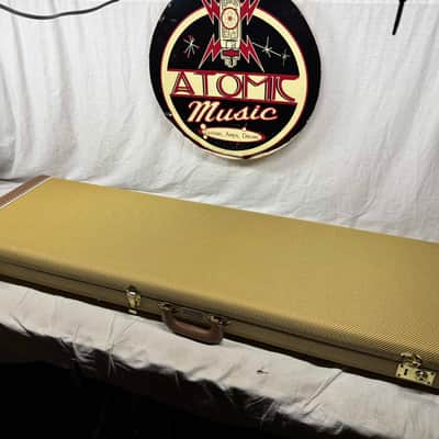 Fender American Vintage II 2 '54 1954 Precision Bass 4-string P-Bass with COA + Case 2022 - Vintage Blonde / Maple neck image 2