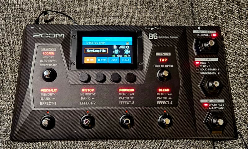 Zoom B6