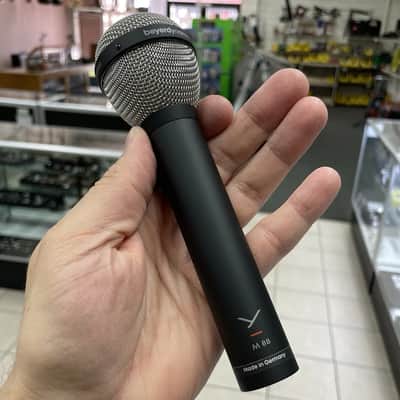Beyerdynamic M 88 TG Hypercardioid Dynamic Microphone 2010s - Black image 2
