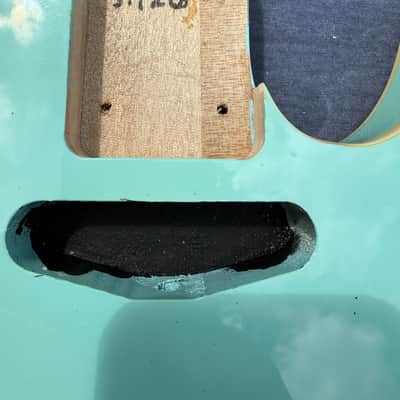 Non-branded product T-Style body 2021-2024 - Clear urethane over daphne blue. image 7