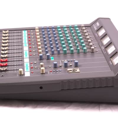 Yamaha MC803 Mixing Desk Mesa de Mezcla image 4