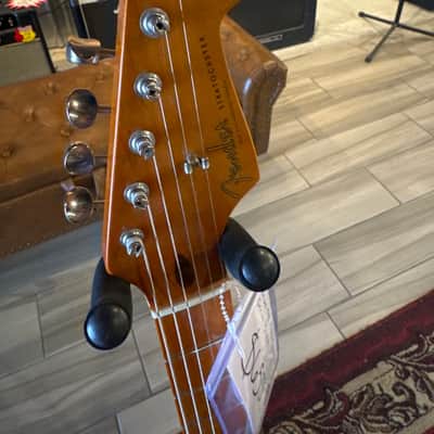 FENDER 1999 50'S CLASSIC SERIES STRATOCASTER CUSTOM FIESTA RED image 3